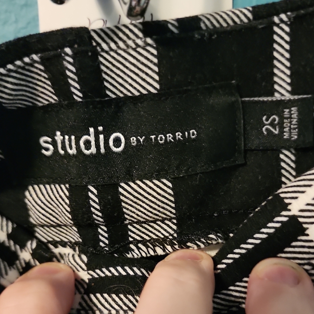 Torrid Studio Black and White Checkered Pants - Picture 3 of 4